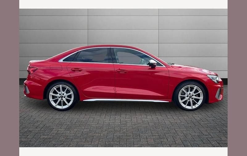 Used Audi S3 Comfort 310 HP (228 kW) 2023 Red Sedan