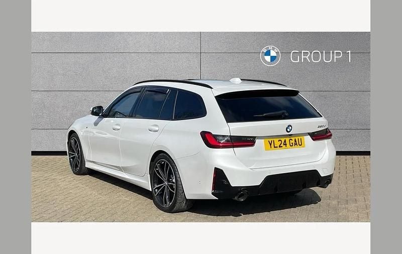 Used BMW 320e M Sport 190 HP (139 kW) 2024 White Estate