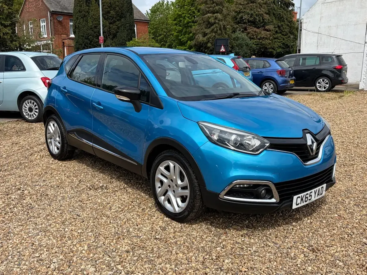 Używany Renault Captur Dynamique 90 KM (66 kW) 2015 Niebieski SUV