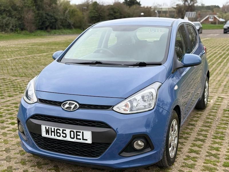 Used Hyundai i10 SE 66 HP (48 kW) 2016 Blue Hatchback