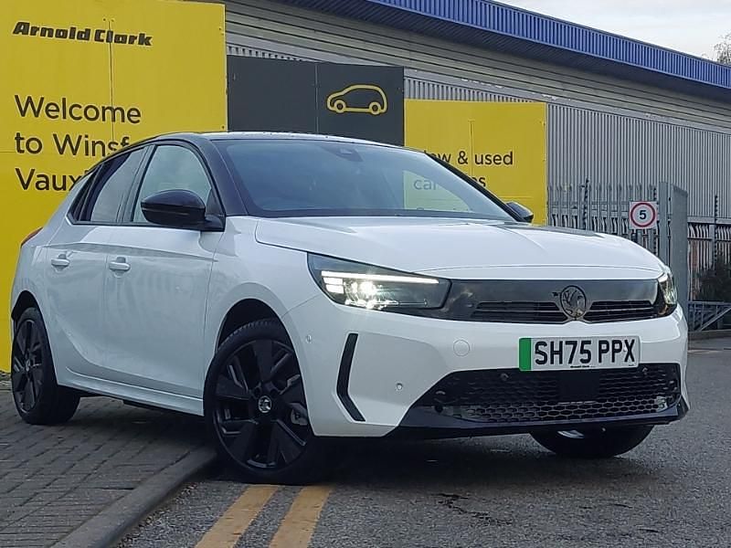 New Vauxhall Corsa-e 100 kW (136 HP) 2025 Brilliant paint  arctic white Hatchback