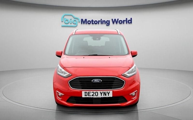 Used Ford Tourneo Titanium 120 HP (88 kW) 2021 Estate