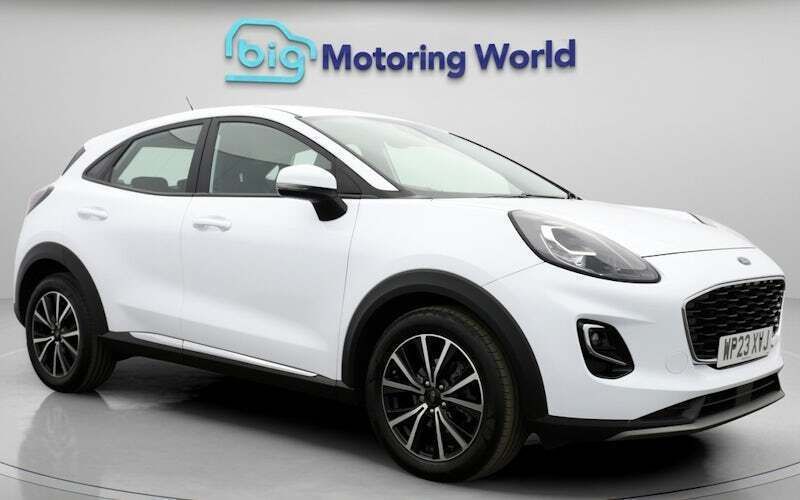 Used 2023 Ford Puma Titanium Hatchback | £15,600 (Good price) - Image 1/4