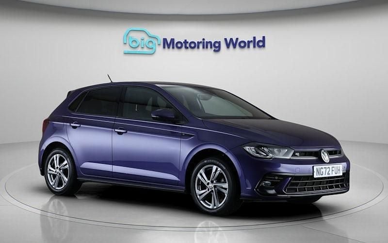 Used VW Polo R-line 110 HP (80 kW) 2023 Mauve/purple Hatchback