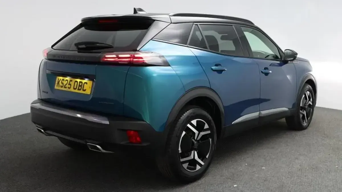 Used Peugeot 2008 GT 145 HP (106 kW) 2025 Blue SUV