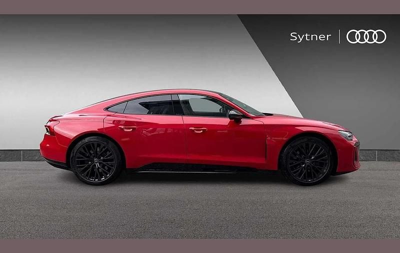 Used Audi e-tron GT quattro Comfort 369 kW (503 HP) 2025 Red Sedan