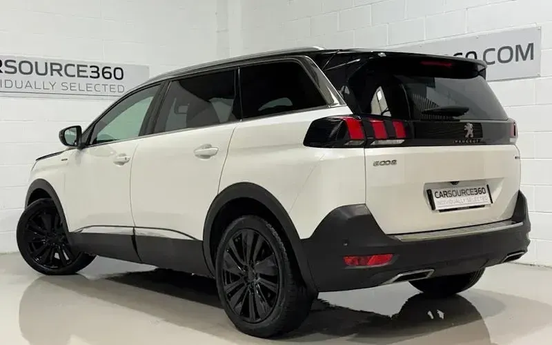Used Peugeot 5008 Premium 131 HP (96 kW) 2020 White SUV
