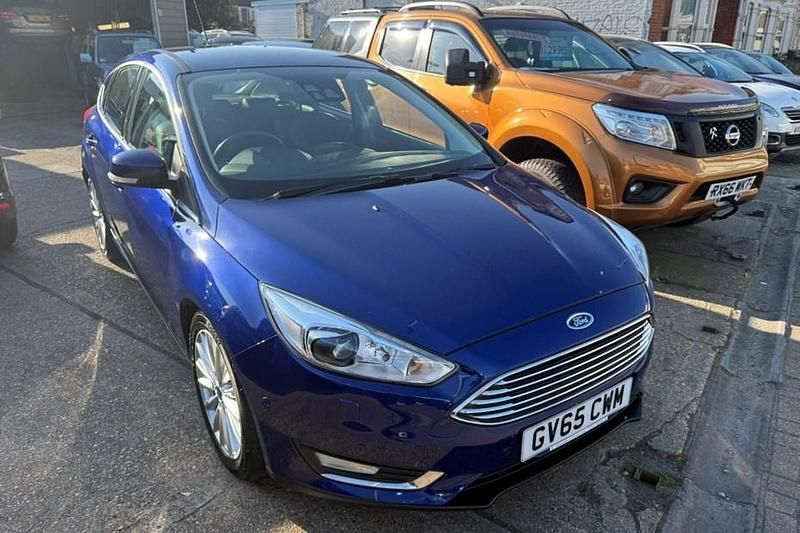 Used Ford Focus Titanium X 120 HP (88 kW) 2016 Blue Hatchback