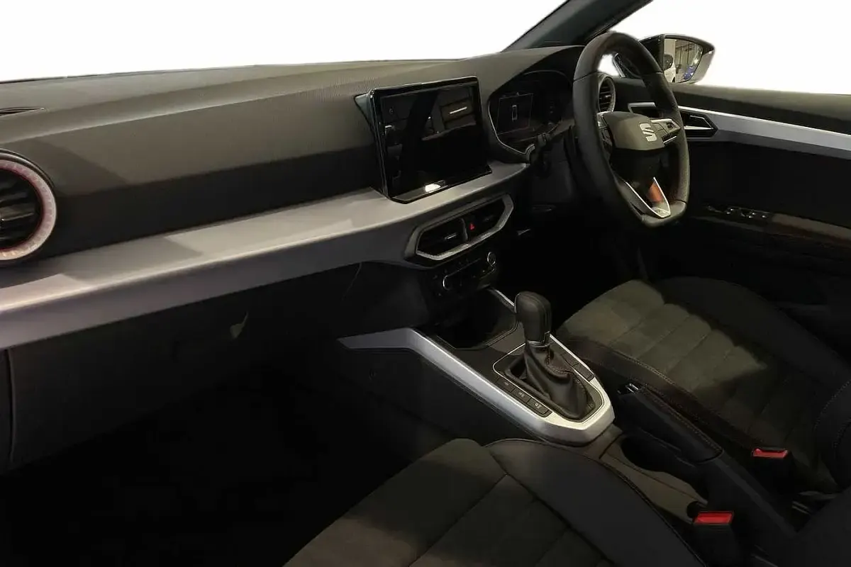 Used Seat Arona FR Sport 2025 Blue SUV