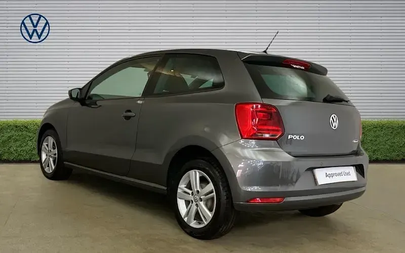 Used VW Polo Edition 60 HP (44 kW) 2017 Grey Hatchback