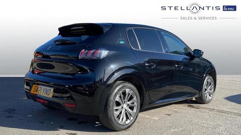 Used Peugeot e-208 Allure 98 kW (134 HP) 2021 Black Hatchback
