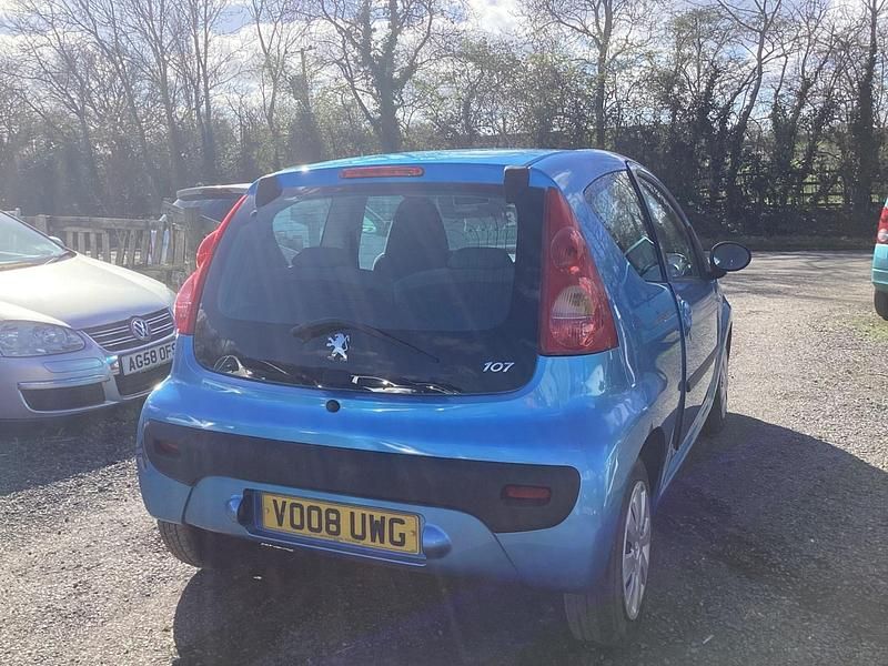 Used Peugeot 107 68 HP (50 kW) 2008 Blue Hatchback