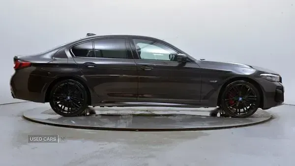 Usado BMW 530e M Sport 288 CV (211 kW) 2022 Gris Berlina