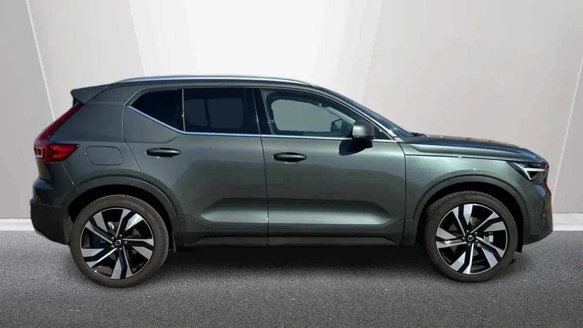 Used Volvo XC40 Ultra 194 HP (142 kW) 2027 SUV