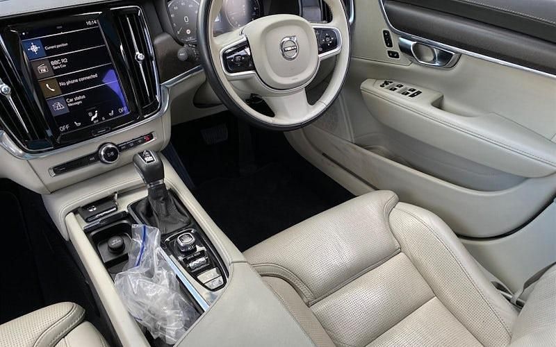 Usado Volvo V90 CC Pro 235 HP (172 kW) 2019 Carrinha