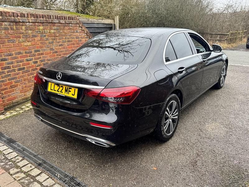 Used Mercedes E200 200 HP (147 kW) 2022 Black Sedan