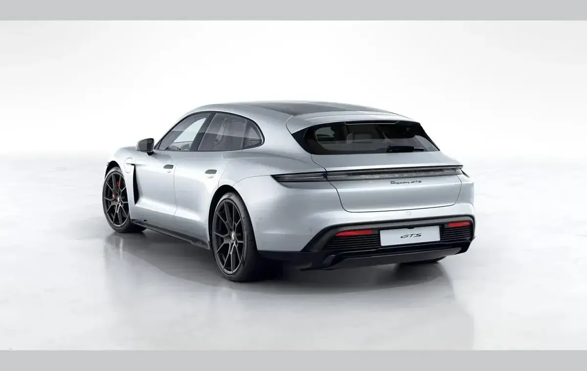 Used Porsche Taycan 433 kW (590 HP) 2023 Silver Estate