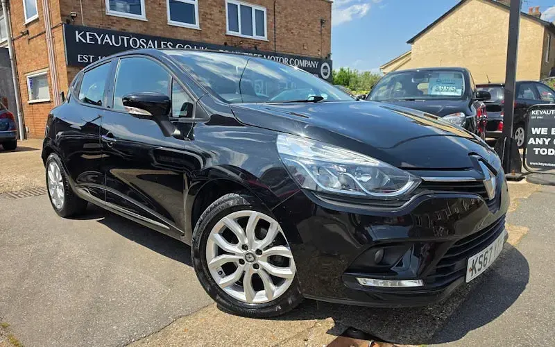 Used Renault Clio Dynamique 90 HP (66 kW) 2018 Hatchback