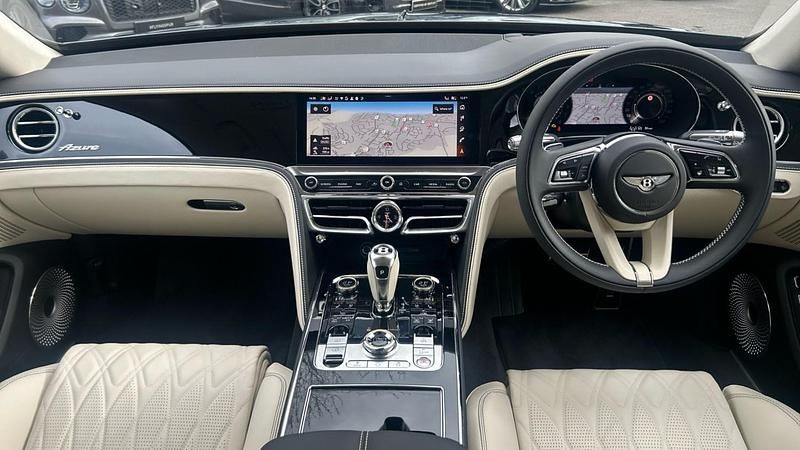 New Bentley Flying Spur 680 HP (500 kW) 2026 Grey Sedan