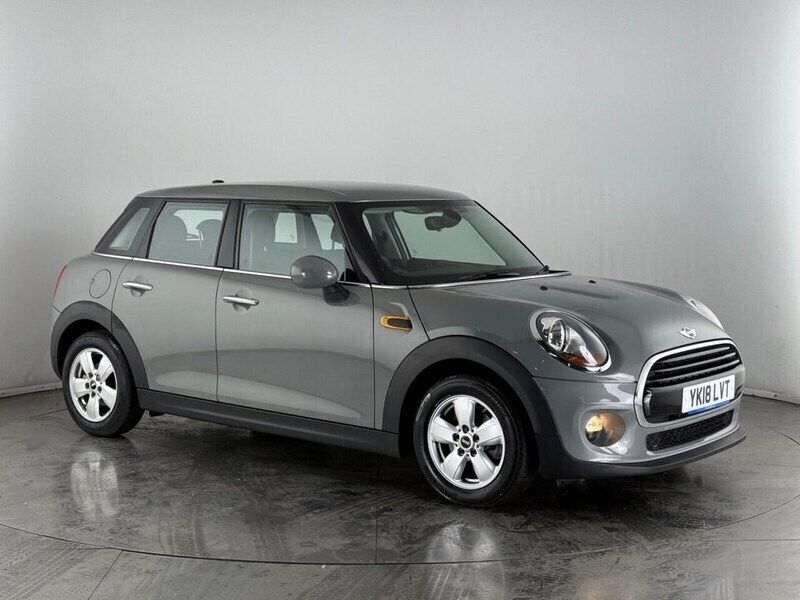 Grey Used 2018 Mini Cooper Hatch Hatchback | £10,450 (Good price) - Image 1/3