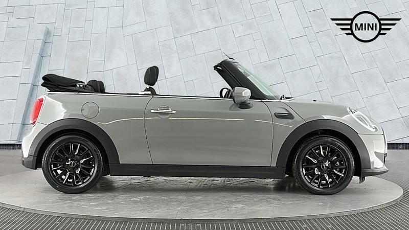 Used Mini Cooper Classic 134 HP (98 kW) 2022 Grey Hatchback