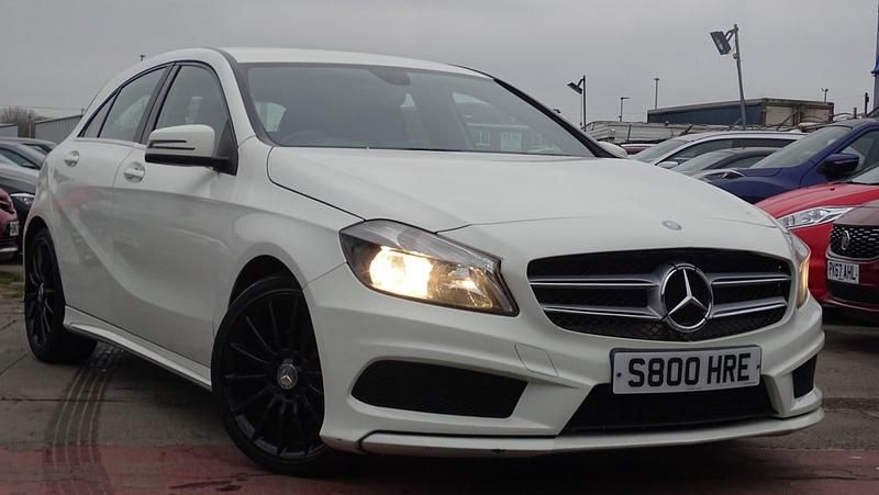 Used Mercedes A180 AMG 109 HP (80 kW) 2014 White Hatchback