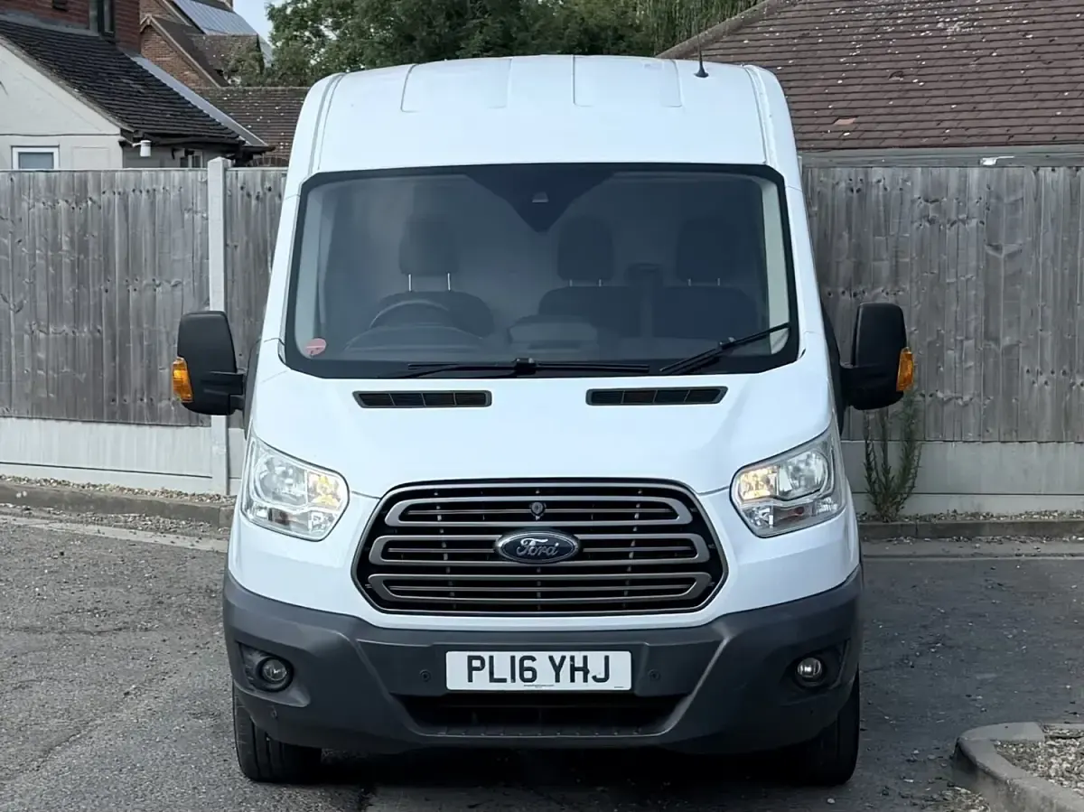 Used Ford Transit Trend 2016 White Van