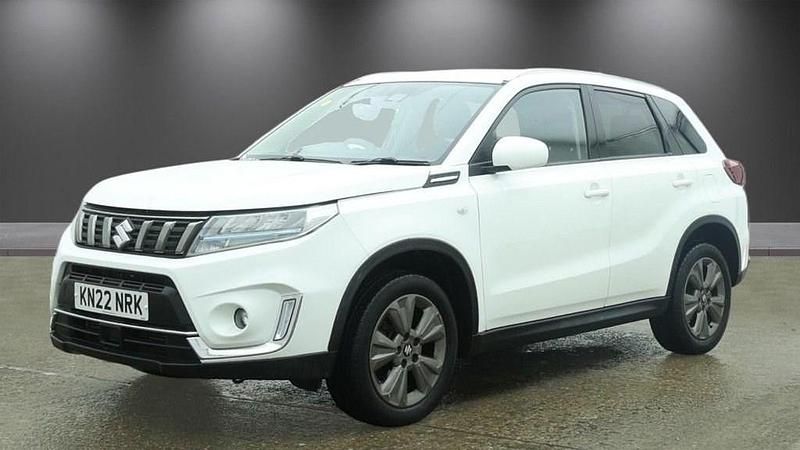 Used Suzuki Vitara SZ-T 129 HP (94 kW) 2022 White SUV