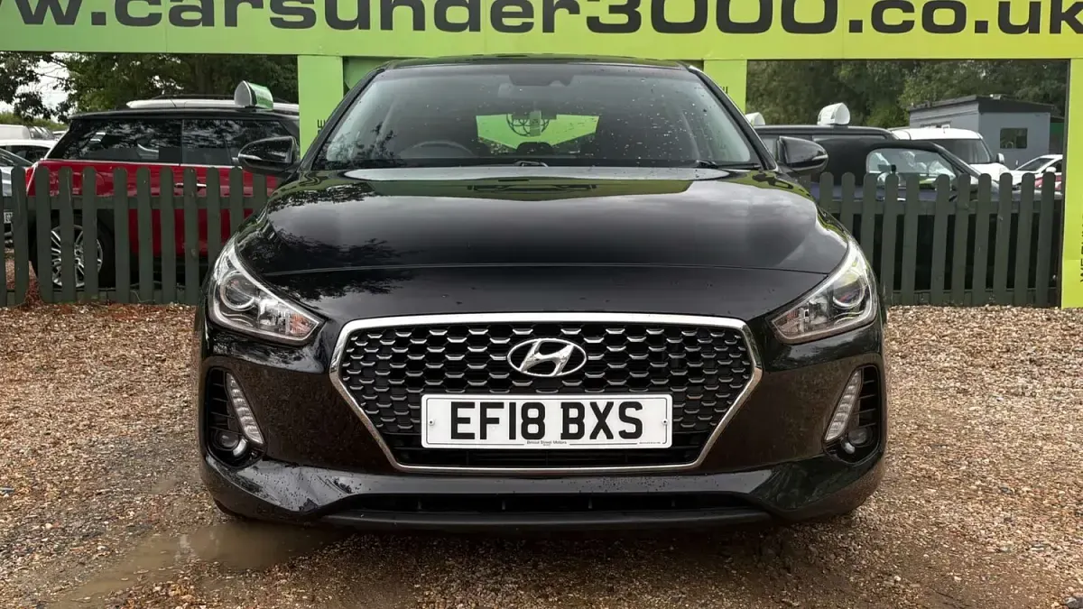 Used Hyundai i30 SE 120 HP (88 kW) 2018 Black Hatchback