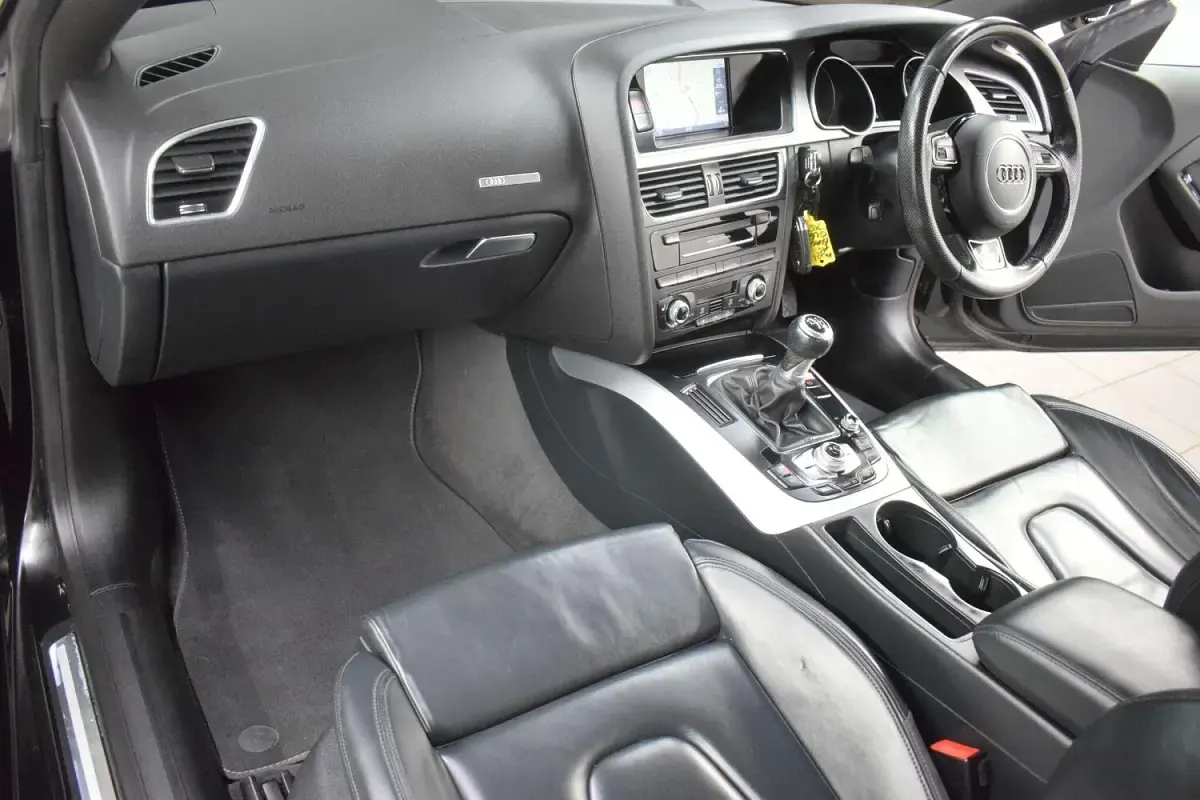 Used Audi A5 S-Line 177 HP (130 kW) 2015 Black Coupe