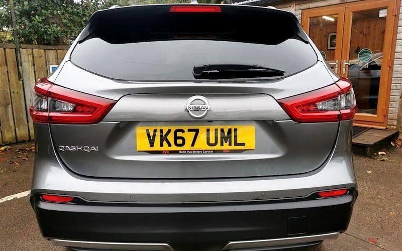 Used Nissan Qashqai Tekna 110 HP (80 kW) 2017 Grey SUV