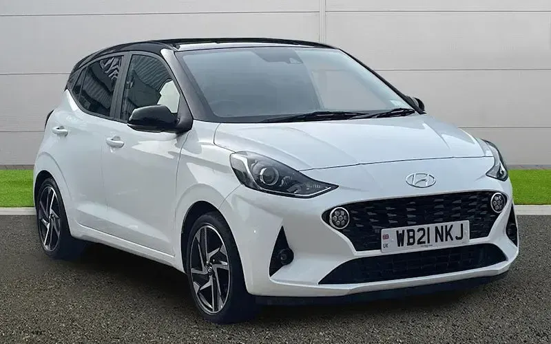 Używany Hyundai i10 Premium 84 KM (61 kW) 2023 Hatchback