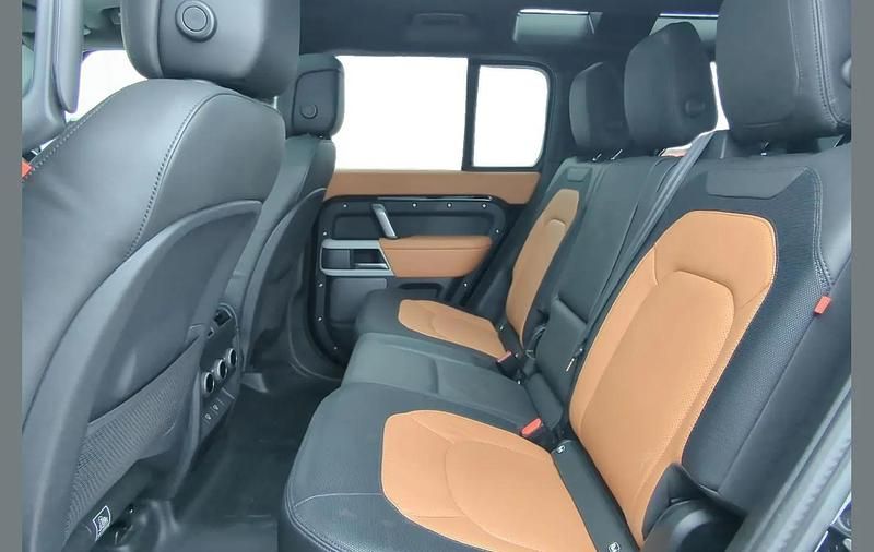 Used Land Rover Defender HSE Dynamic 296 HP (217 kW) 2023 Black SUV