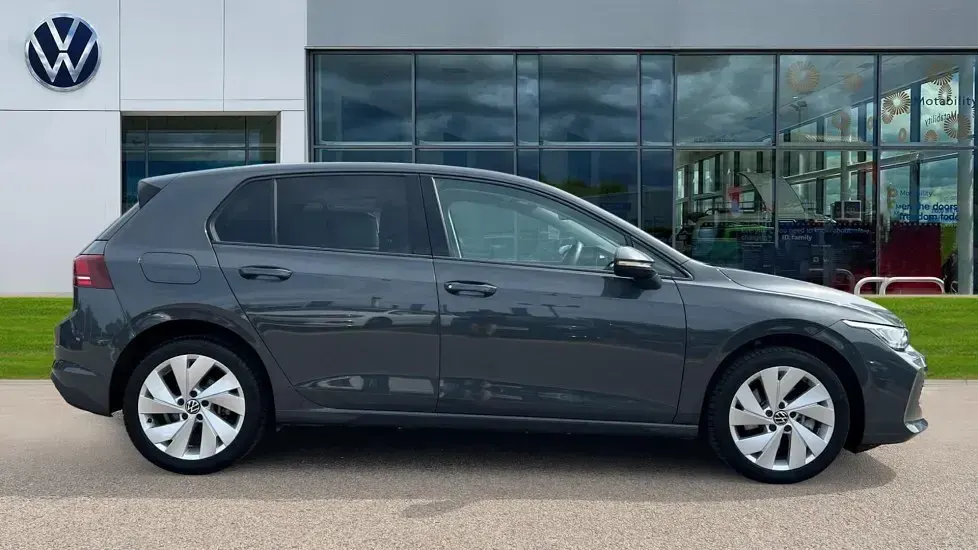 Used VW Golf VIII Match 204 HP (150 kW) 2025 Grey