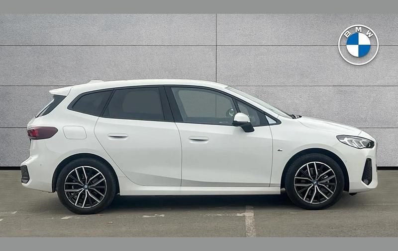 Used BMW 225 M Sport 241 HP (177 kW) 2024 White Estate