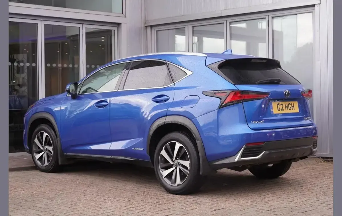Used Lexus NX300h 194 HP (142 kW) 2018 Blue SUV