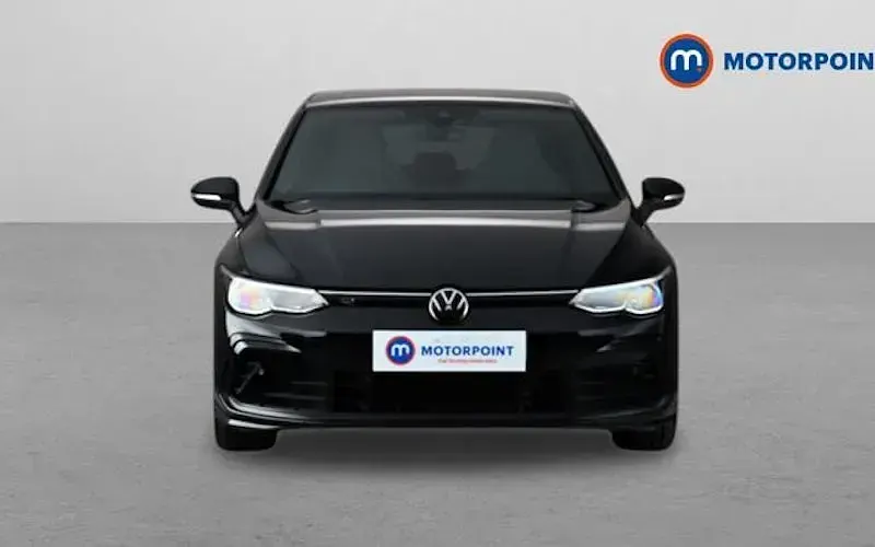 Used VW Golf VIII R-line 131 HP (96 kW) 2024 Hatchback