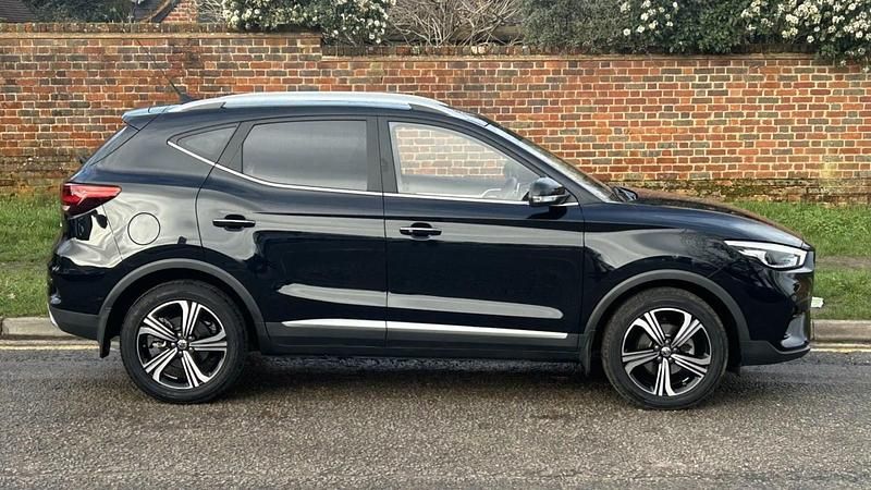Used MG ZS Excite 109 HP (80 kW) 2022 Black SUV