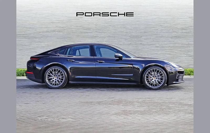 Used Porsche Panamera 349 HP (256 kW) 2025 Black Sedan