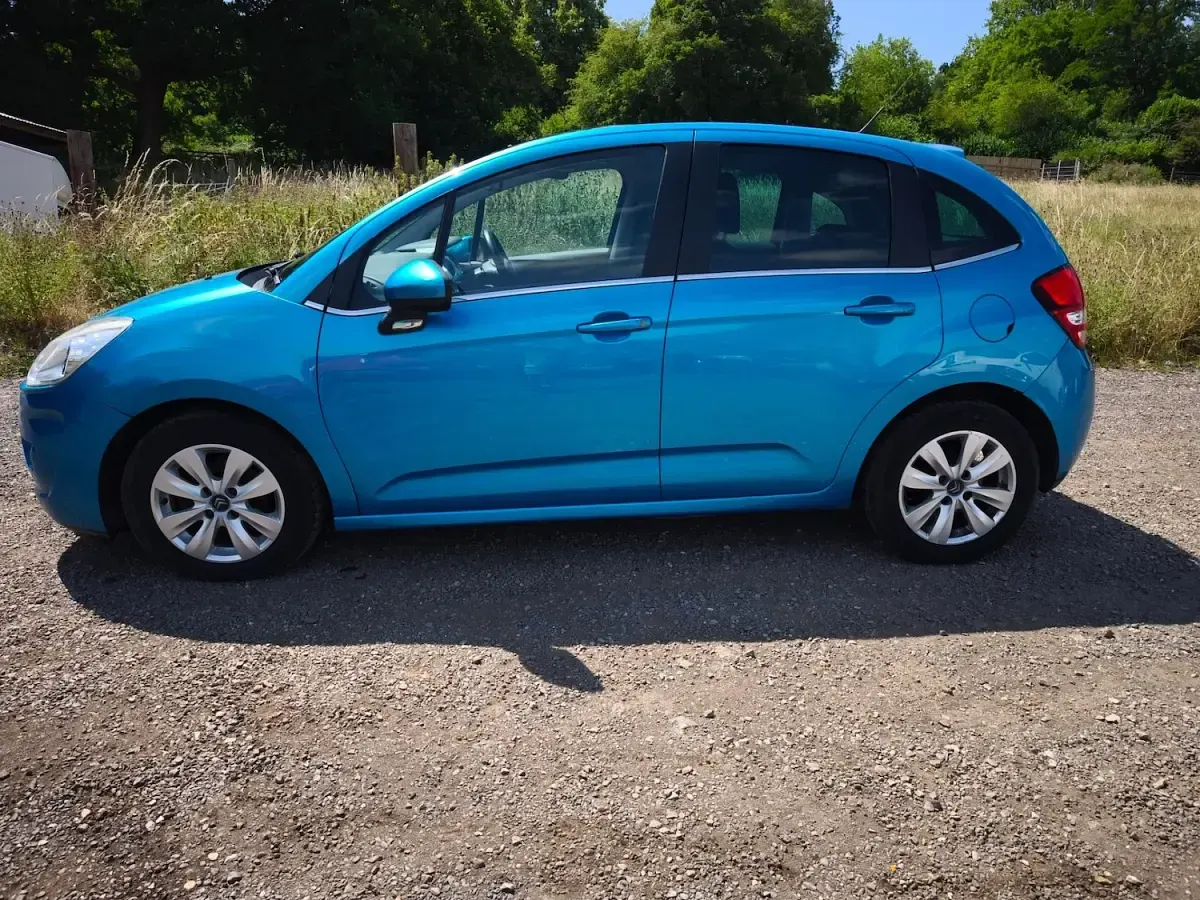 Used Citroën C3 VTR Sport 70 HP (51 kW) 2010 Blue Hatchback