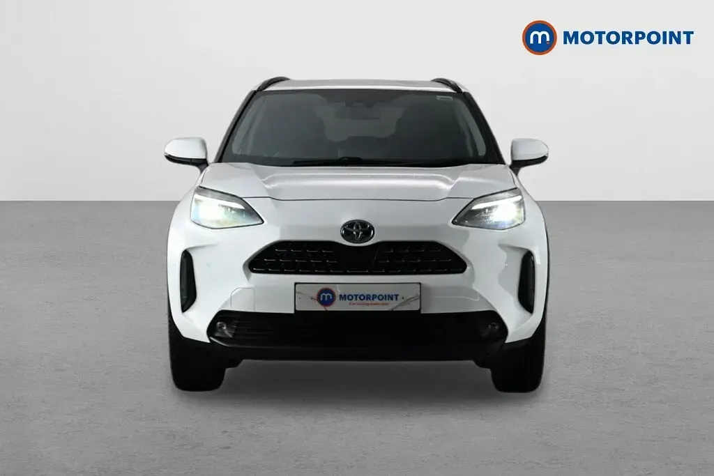 Used Toyota Yaris Hybrid 2023 White Estate