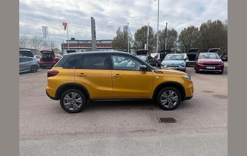 Used Suzuki Vitara SZ-T 116 HP (85 kW) 2022 Yellow SUV