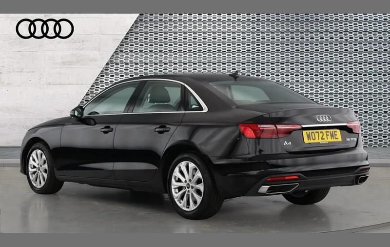 Begagnad Audi A4 Comfort 150 HK (110 kW) 2023 Svart Sedan