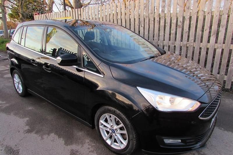 Used Ford Grand C-Max Zetec 125 HP (91 kW) 2017 Black MPV