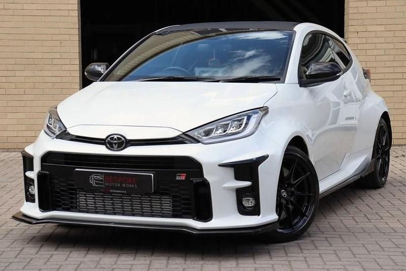 White Used 2023 Toyota Yaris Hatchback | £31,995 (Fair price) - Image 1/4