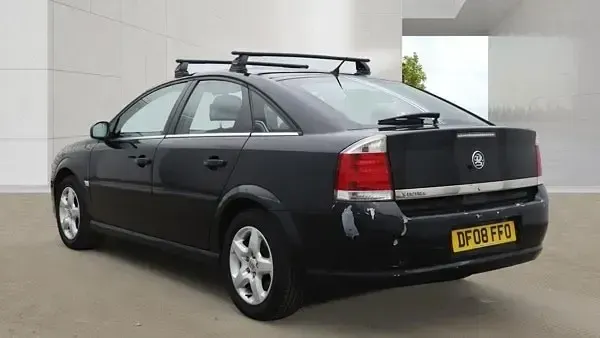 Used Vauxhall Vectra 138 HP (101 kW) 2008 Black Hatchback