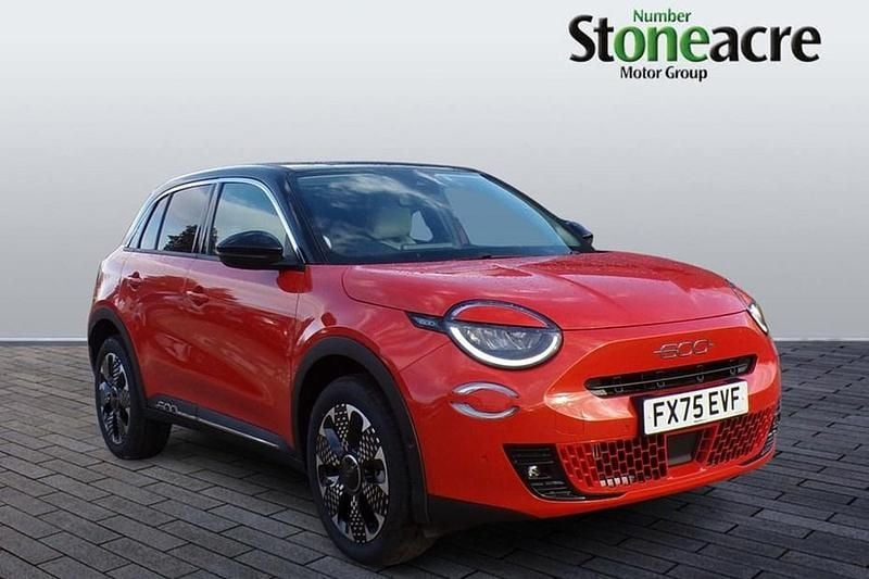 New 2025 Fiat 600 La Prima SUV | £21,990 (A bit pricey) - Image 1/1