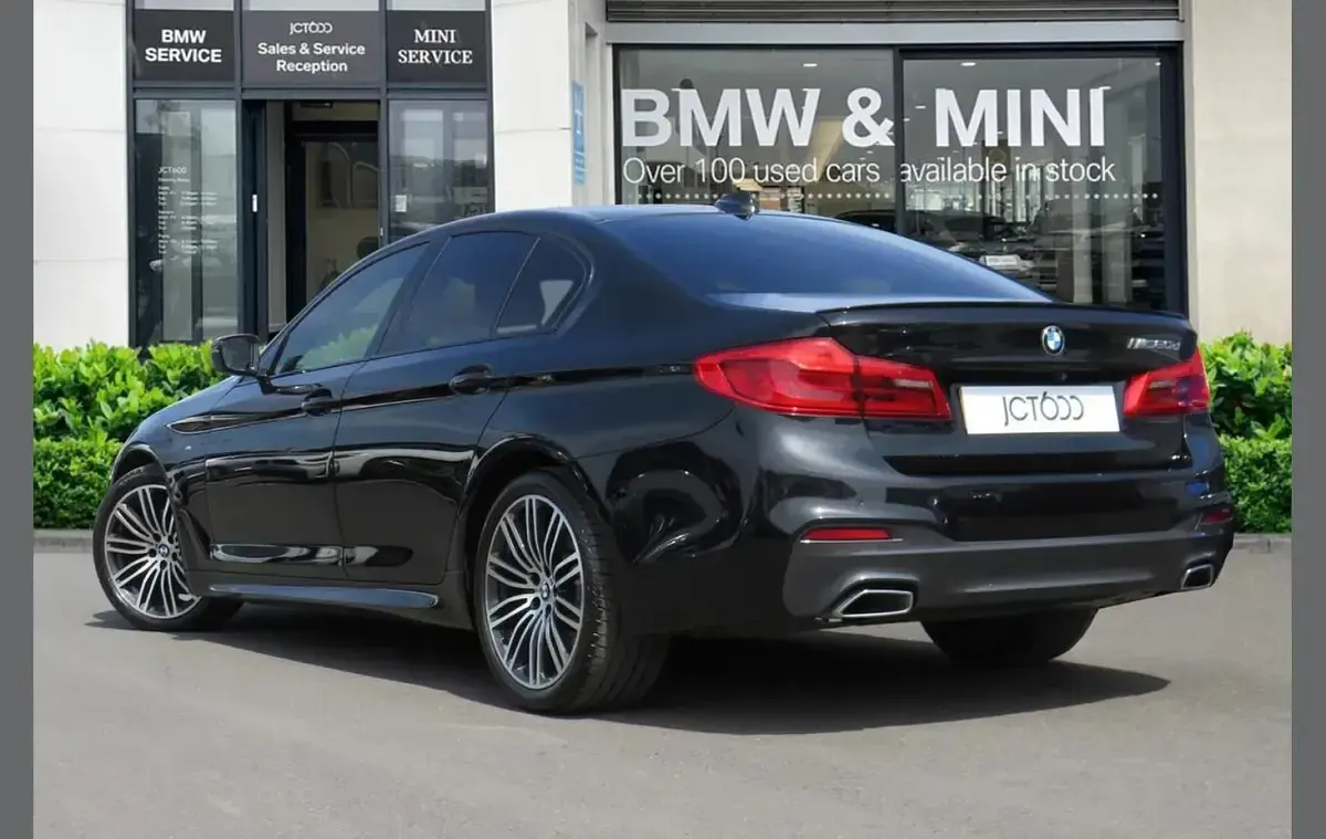Used BMW 520 M Sport 187 HP (137 kW) 2020 Black Sedan