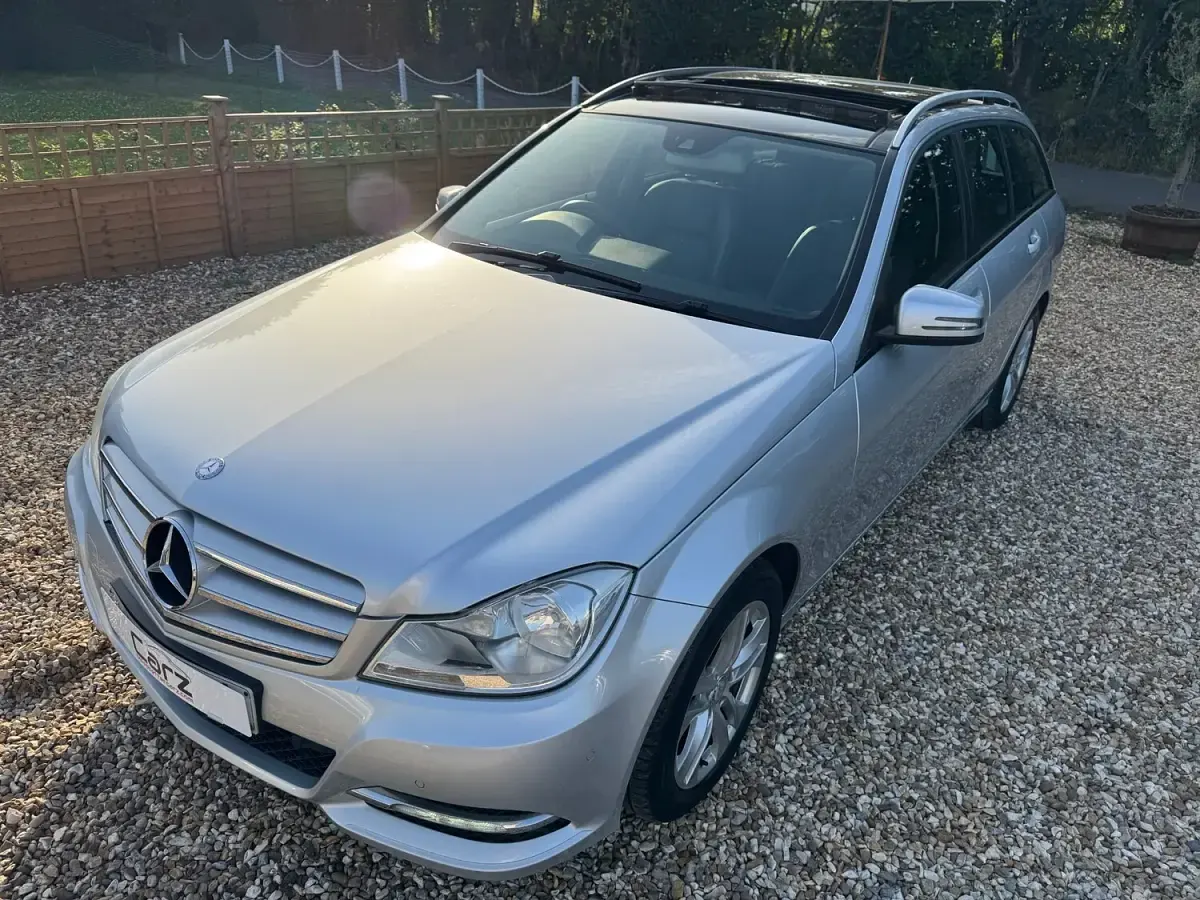 Used Mercedes C220 Executive 2014 Silver Estate