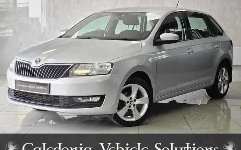 Used Skoda Rapid SE 95 HP (69 kW) 2018 Silver Hatchback